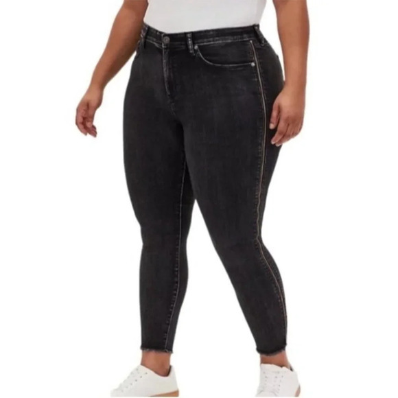 Torrid Bomshell Sky High Rise  Skinny Zipper Jeans - Picture 1 of 16